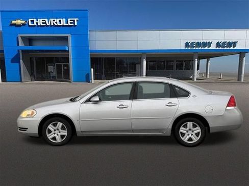 Used 2006 Chevrolet Impala LT FWD image 23