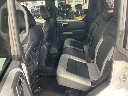 Certified 2022 Ford Bronco Black Diamond image 30