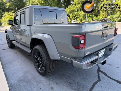 Used 2022 Jeep Gladiator Overland AWD/4WD image 16