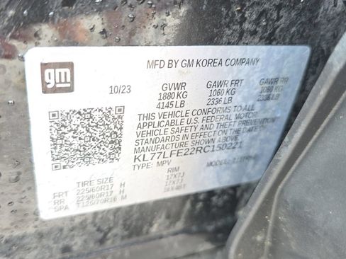 Used 2024 Chevrolet Trax LS FWD image 21