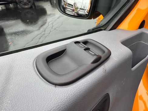 Used 2019 Ford Transit 250 130 Low Roof image 11