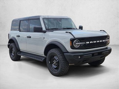 New 2026 Ford Bronco Outer Banks AWD/4WD image 7