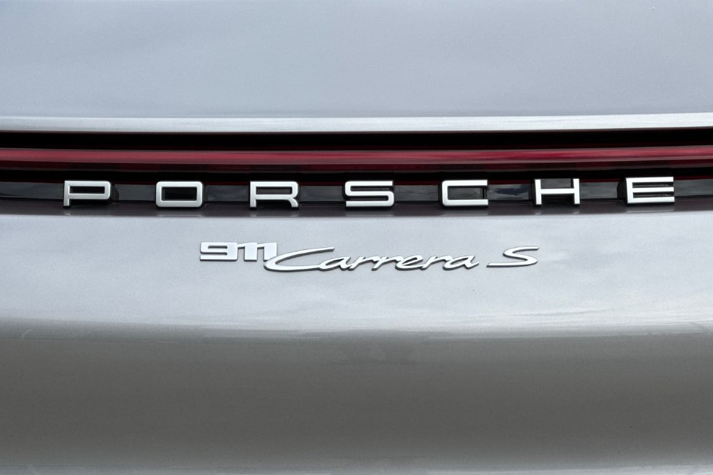 Used 2024 Porsche 911 Carrera S RWD image 33