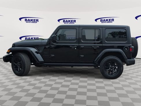 Used 2023 Jeep Wrangler Unlimited Sport AWD/4WD image 6