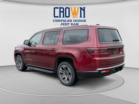 Used 2024 Jeep Wagoneer Series II w/ Flexible Seating Group AWD/4WD image 5