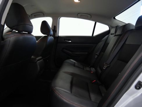 Used 2024 Nissan Altima 2.5 SR FWD image 22