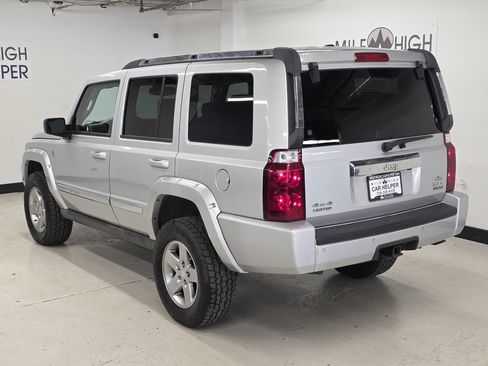 Used 2006 Jeep Commander Limited w/ Trailer Tow Group IV AWD/4WD image 11
