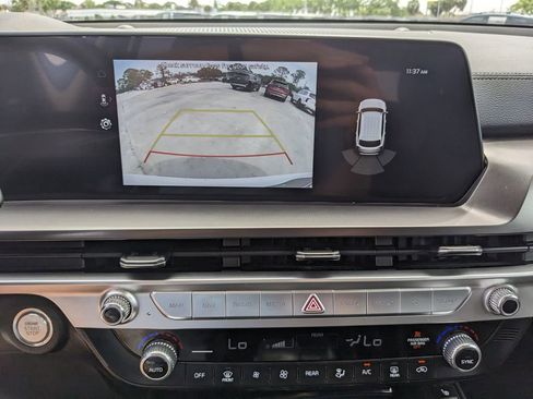 Used 2025 Kia Telluride S image 25