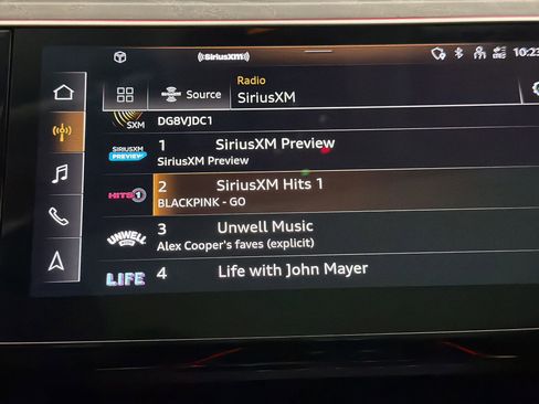 Used 2021 Audi e-tron Prestige w/ Prestige Package image 20