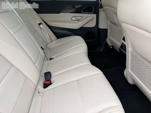 Used 2024 Mercedes-Benz GLE 450 4MATIC image 28