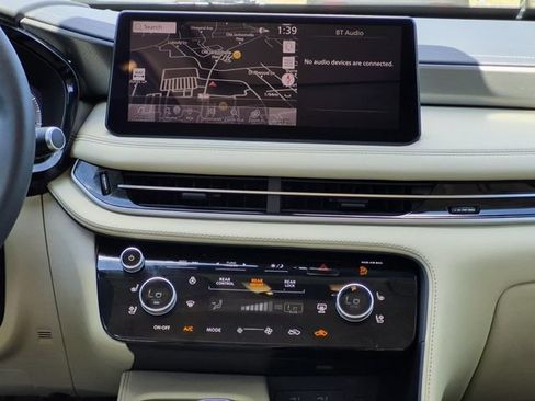 Used 2025 INFINITI QX60 Luxe AWD/4WD image 22