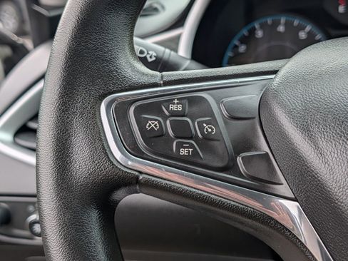 Used 2017 Chevrolet Malibu LS image 24