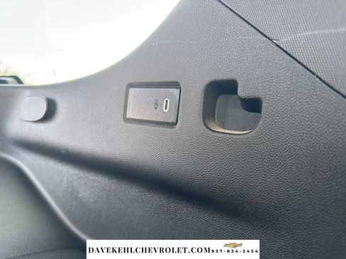 Used 2023 Chevrolet Tahoe LT w/ Luxury Package image 40