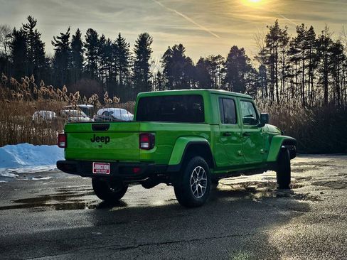 New 2026 Jeep Gladiator Sport AWD/4WD image 4