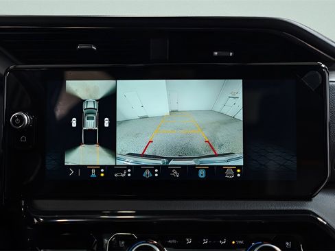 Used 2022 GMC Sierra 1500 AT4 w/ AT4 Premium Package image 15