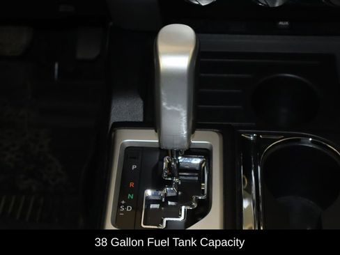 Used 2018 Toyota Tundra SR5 w/ SR5 Upgrade Package image 13