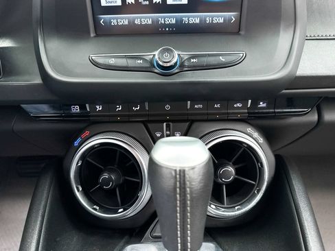 Used 2018 Chevrolet Camaro LT RWD image 22