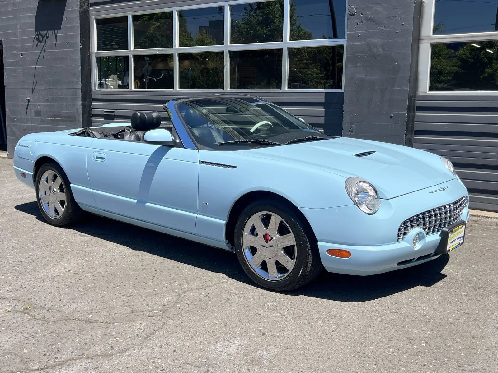 Used 2003 Ford Thunderbird RWD image 14