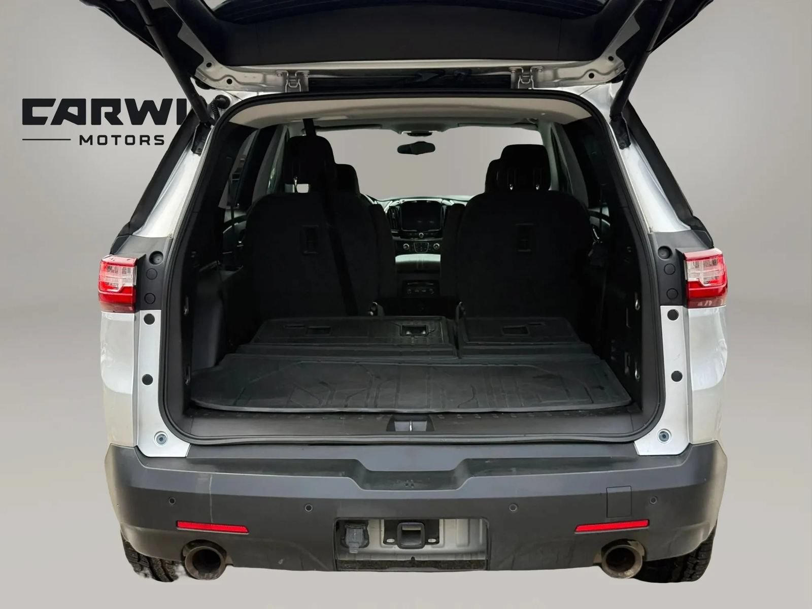 Used 2018 Chevrolet Traverse LT FWD image 7
