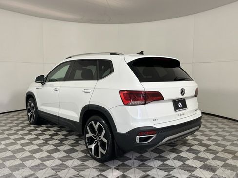 Used 2022 Volkswagen Taos SEL image 5