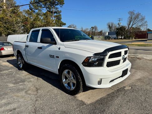 Used 2016 RAM 1500 Express w/ Popular Equipment Group image 2