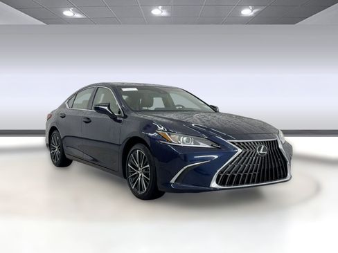 Certified 2025 Lexus ES 350 w/ Premium Package image 7