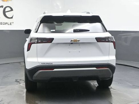 New 2027 Chevrolet Equinox LT w/ Convenience Package II FWD image 13