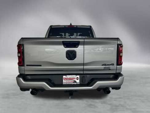 Used 2025 RAM 1500 Big Horn AWD/4WD image 33