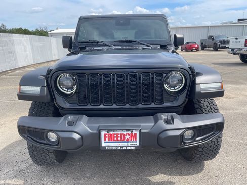 Used 2024 Jeep Wrangler Unlimited Sport AWD/4WD image 9