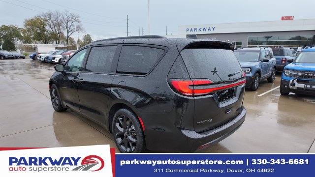 Used 2026 Chrysler Pacifica Select w/ S Appearance Package FWD image 6