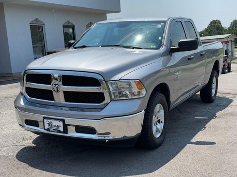 Used 2024 RAM 1500 Classic SLT AWD/4WD image 10