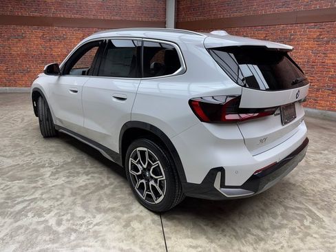 New 2026 BMW X1 xDrive28i image 3