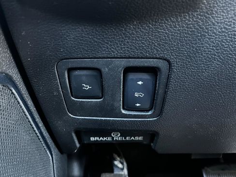 Used 2017 Ford F250 Lariat w/ Lariat Ultimate Package image 29