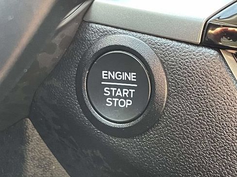Certified 2025 Ford Escape Active FWD image 24