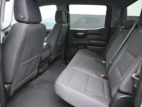 Used 2026 Chevrolet Silverado 1500 Custom Trail Boss AWD/4WD image 19