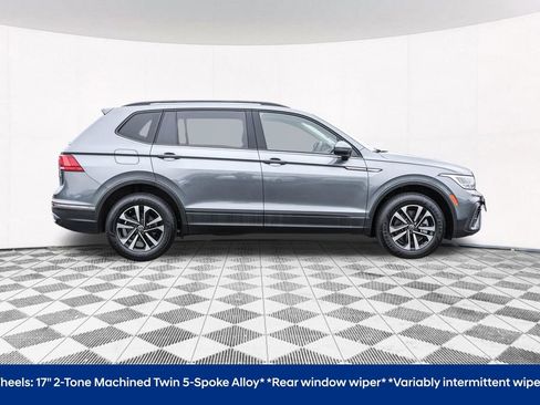 Used 2022 Volkswagen Tiguan S image 10