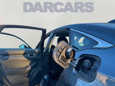 Used 2023 Honda Civic LX image 31