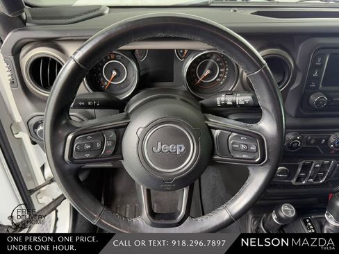 Used 2019 Jeep Wrangler Unlimited Sport S AWD/4WD image 22