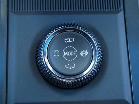 New 2026 GMC Hummer EV SUV image 14