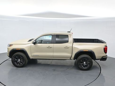 Used 2023 GMC Canyon Elevation image 59