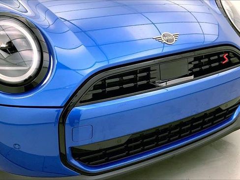 Certified 2025 MINI Cooper S image 29