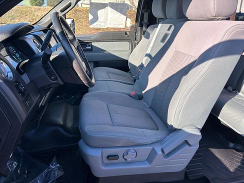 Used 2014 Ford F150 XLT w/ XLT Chrome Package image 7