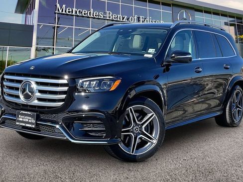 Used 2026 Mercedes-Benz GLS 450 4MATIC image 9