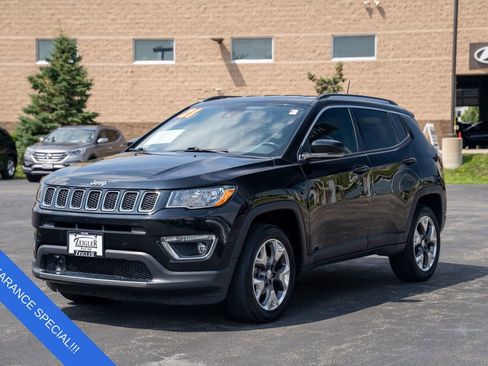 Used 2021 Jeep Compass Limited w/ Elite Interior Group image 3