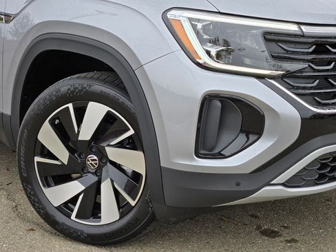 New 2026 Volkswagen Atlas Cross Sport SEL image 2