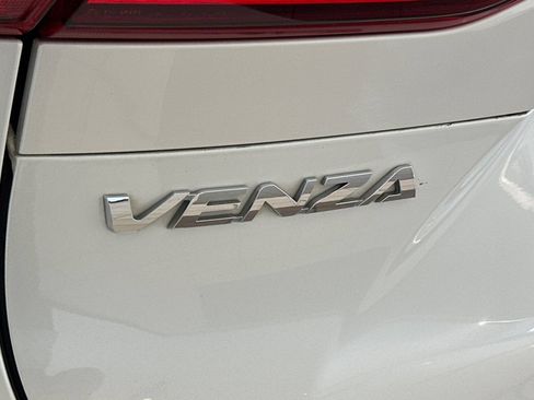 Certified 2021 Toyota Venza XLE AWD/4WD image 27