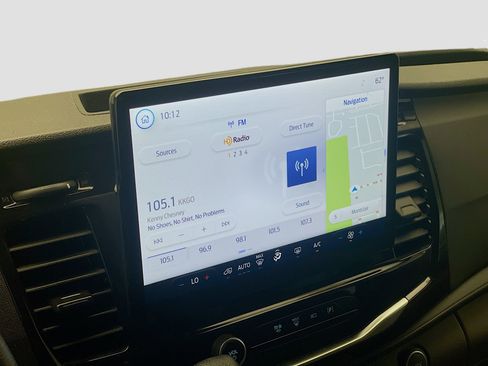 Used 2023 Ford Transit 350 XLT image 11