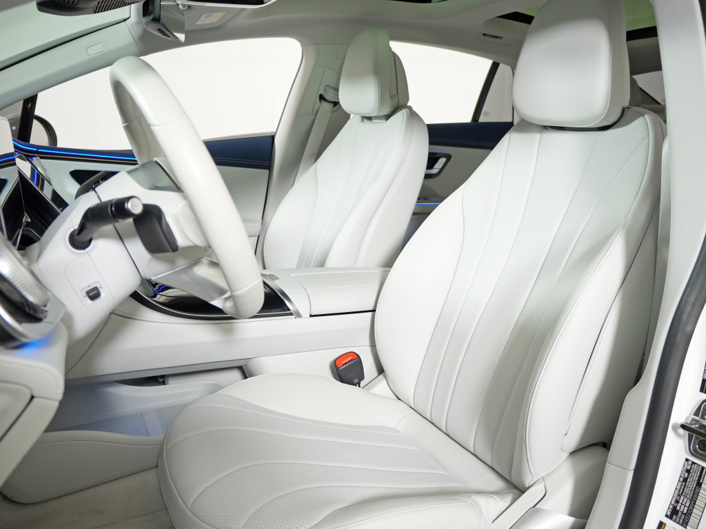 Certified 2023 Mercedes-Benz EQE 350+ 4MATIC Sedan w/ Exclusive Trim Package image 13