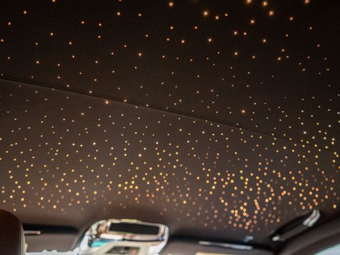 Used 2016 Rolls-Royce Wraith image 40