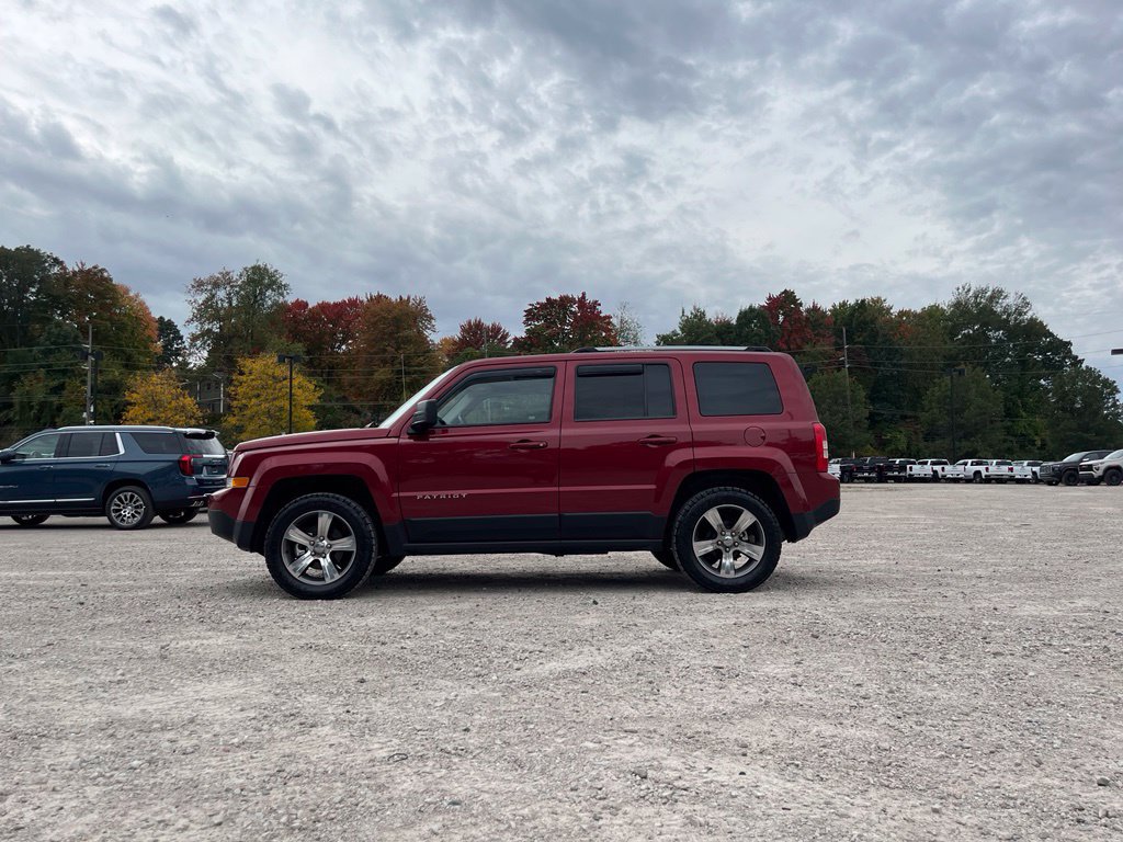 Used 2017 Jeep Patriot High Altitude AWD/4WD image 16